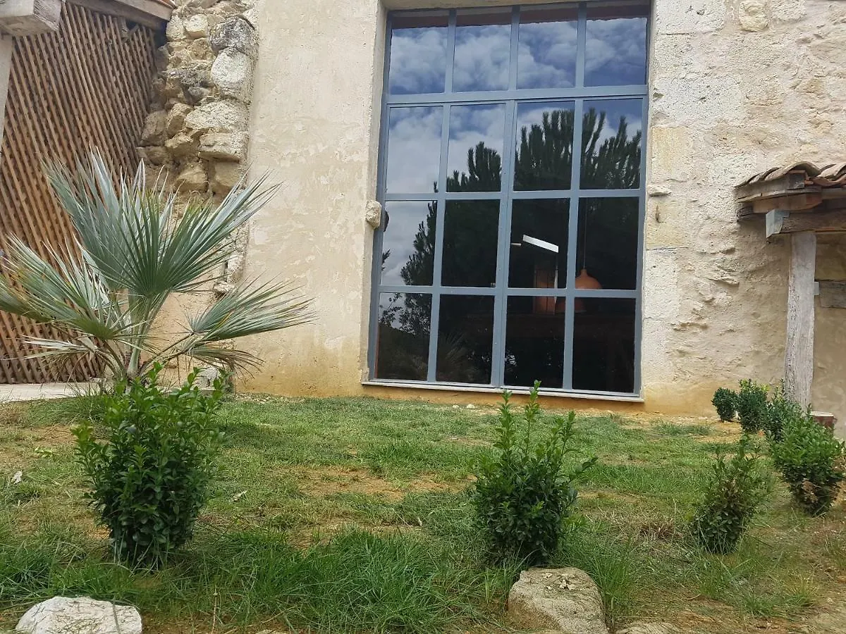 Villa Gite de la Commanderie à Castéra-Verduzan 0*,