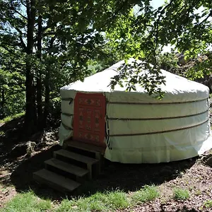 Yourte Mongole Mont-Roc